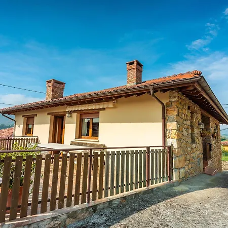 Casa La Campa * Cardes (Infiesto)